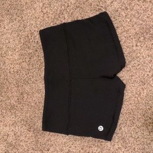 Lululemon Boogie Short in Black